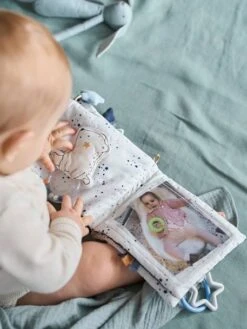 Livre D'éveil Et Photos CÉLESTE Bleu - Vertbaudet -Périphériques Pour Enfants livre deveil et photos celeste 3